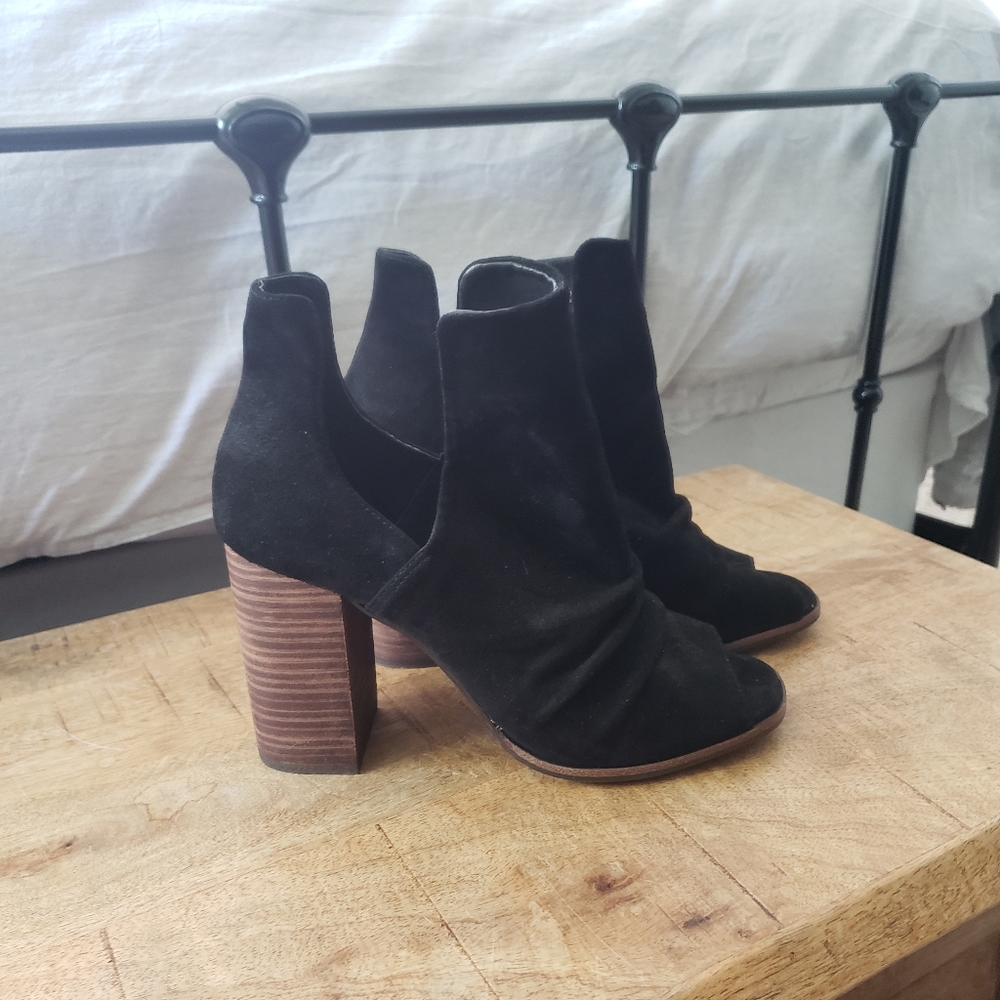 Chinese Laundry Heels, Size 9.5